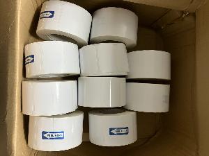 CASE OF LABELS 76 x 45 ink jet paper lot 122